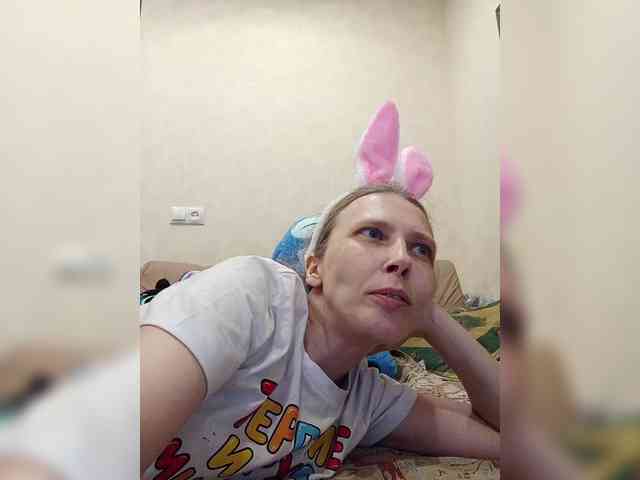 -Queen-Margo- webcam
