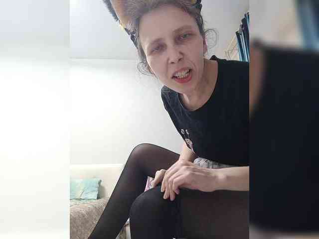 -Queen-Margo- webcam