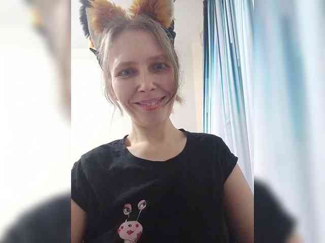 -Queen-Margo- webcam