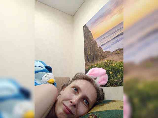 -Queen-Margo- webcam