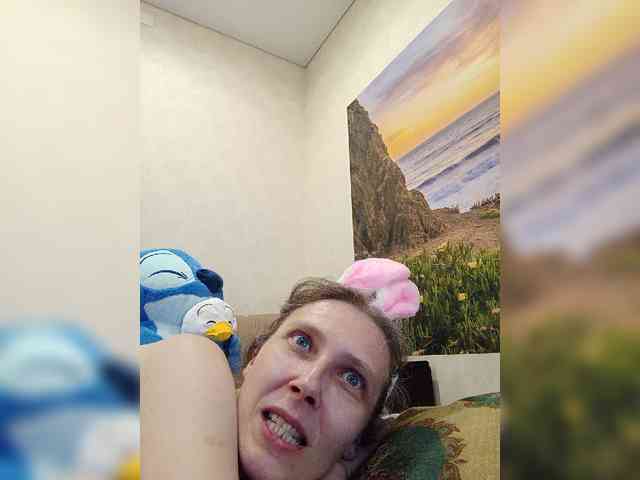 -Queen-Margo- webcam