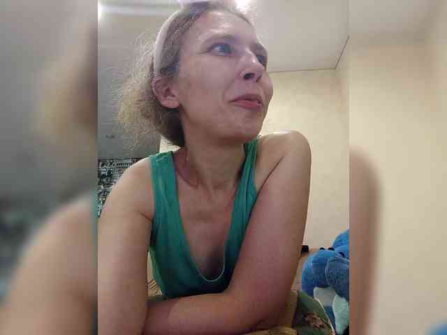 -Queen-Margo- webcam