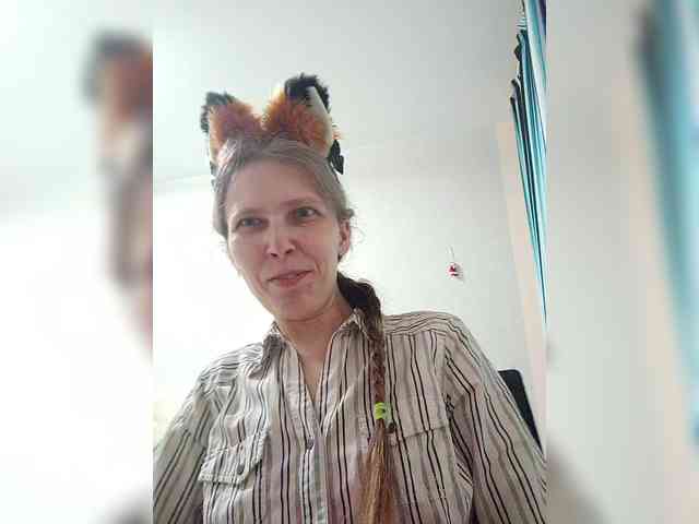 -Queen-Margo- webcam