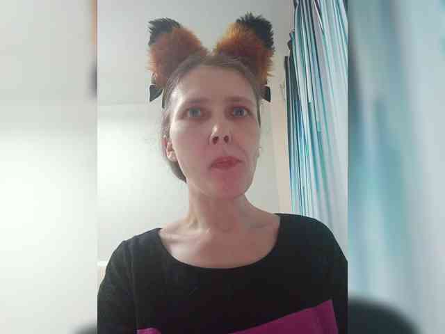 -Queen-Margo- webcam