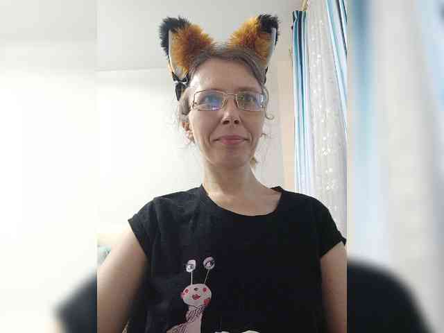 -Queen-Margo- webcam