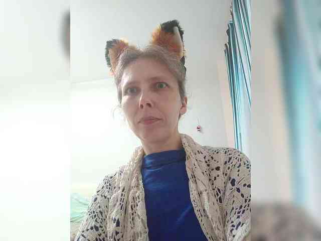 -Queen-Margo- webcam