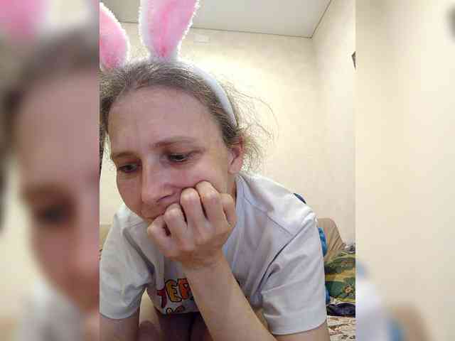 -Queen-Margo- webcam