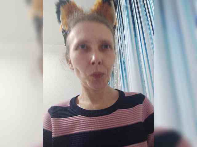 -Queen-Margo- webcam