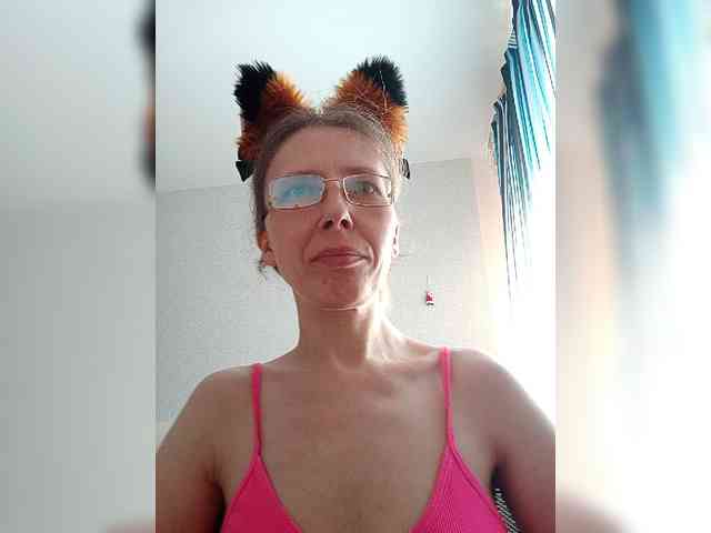 -Queen-Margo- webcam