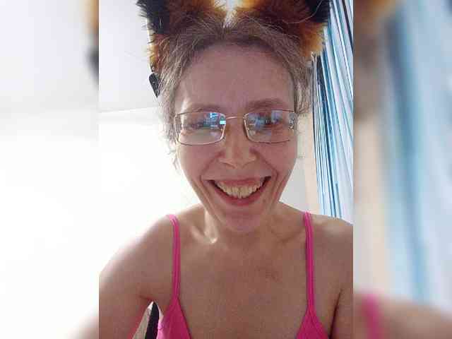 -Queen-Margo- webcam