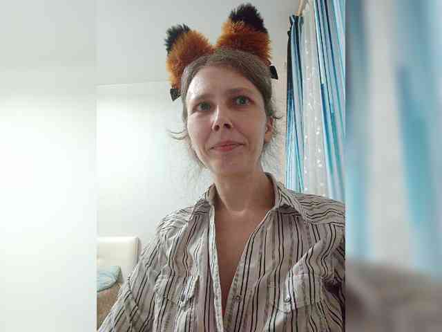 -Queen-Margo- webcam