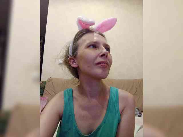 -Queen-Margo- webcam