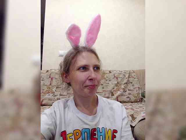 -Queen-Margo- webcam