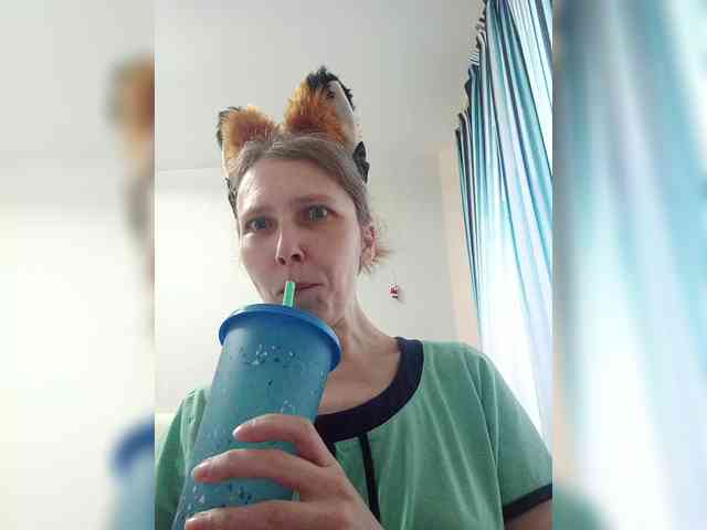 -Queen-Margo- webcam