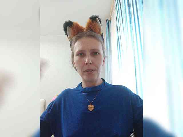 -Queen-Margo- webcam