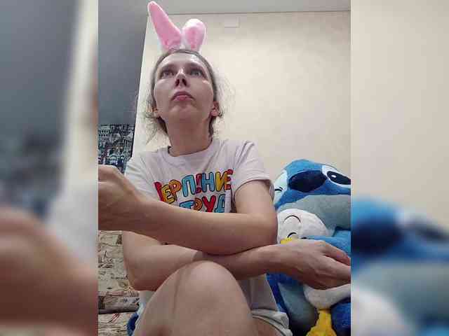 -Queen-Margo- webcam