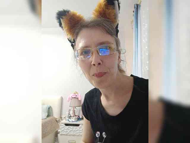 -Queen-Margo- webcam