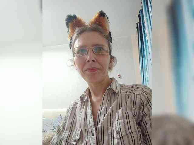 -Queen-Margo- webcam