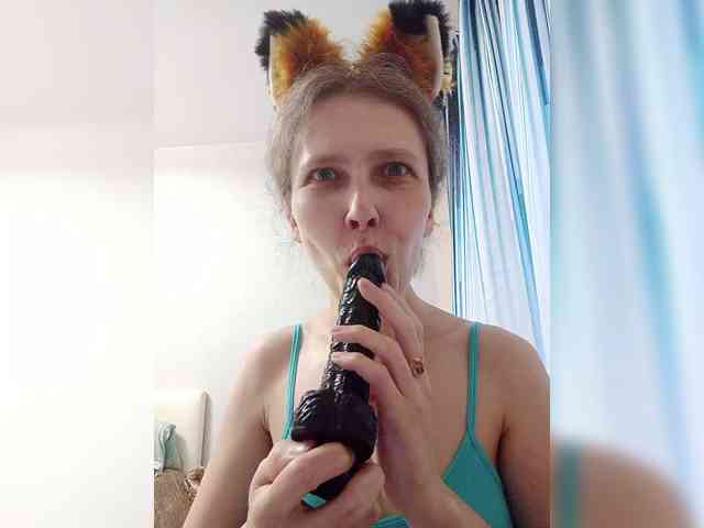 -queen-margo- -queen-margo-