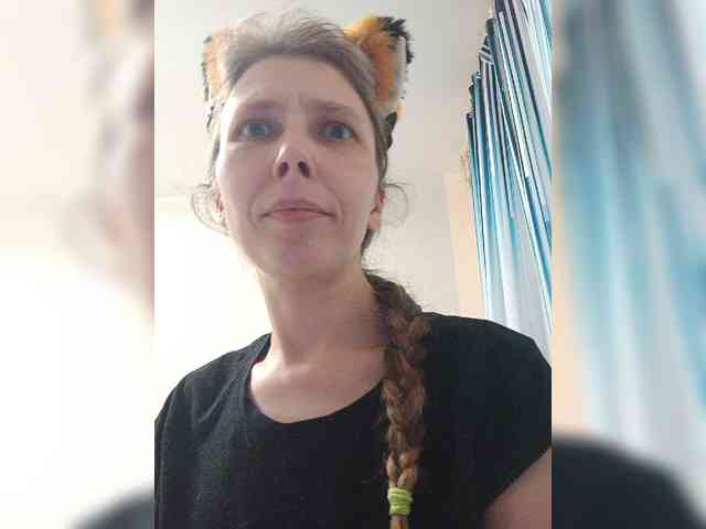 -Queen-Margo- webcam