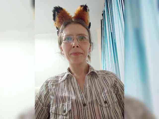 -Queen-Margo- webcam