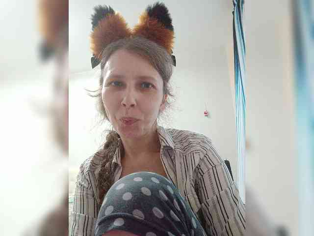 -Queen-Margo- webcam