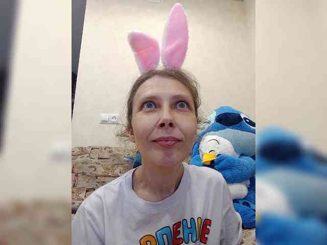-Queen-Margo- webcam