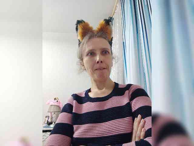 -Queen-Margo- webcam