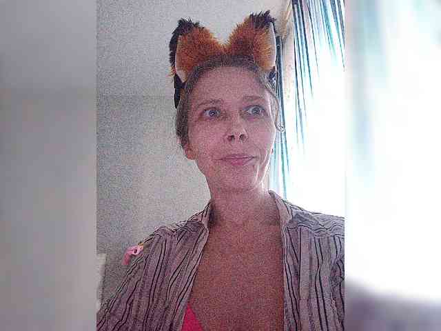 -Queen-Margo- webcam