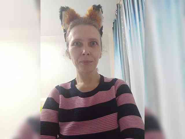 -Queen-Margo- webcam