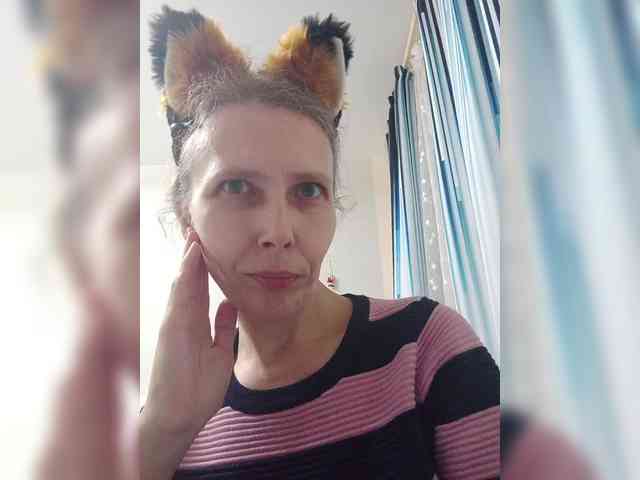 -Queen-Margo- webcam