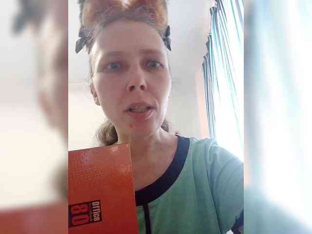 -Queen-Margo- webcam