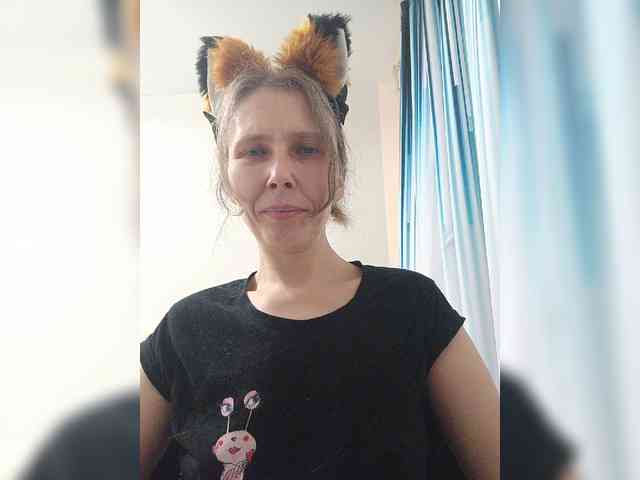-Queen-Margo- webcam