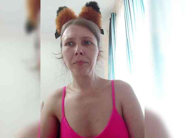 -Queen-Margo- webcam