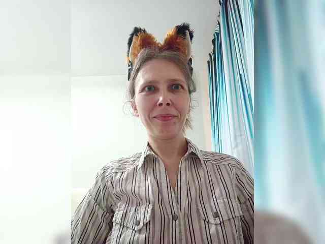 -Queen-Margo- webcam