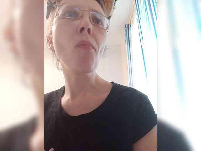 -Queen-Margo- webcam