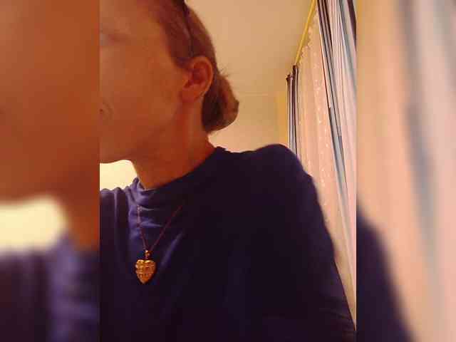 -Queen-Margo- webcam