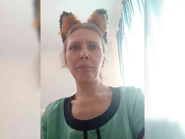 -Queen-Margo- webcam