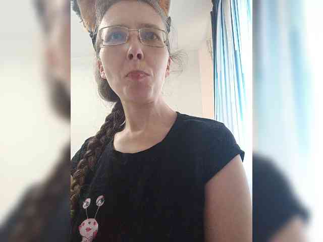 -Queen-Margo- webcam