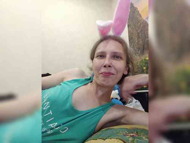 -Queen-Margo- webcam