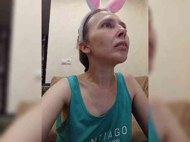 -Queen-Margo- webcam