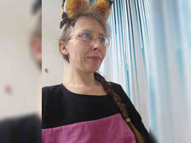 -Queen-Margo- webcam