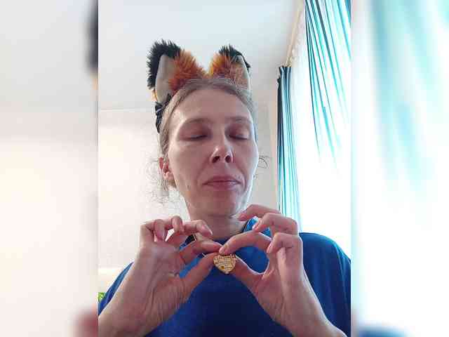 -Queen-Margo- webcam