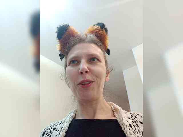 -Queen-Margo- webcam