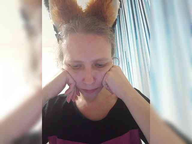 -Queen-Margo- webcam