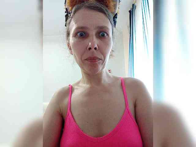 -queen-margo- Live Webcam on BongaCams