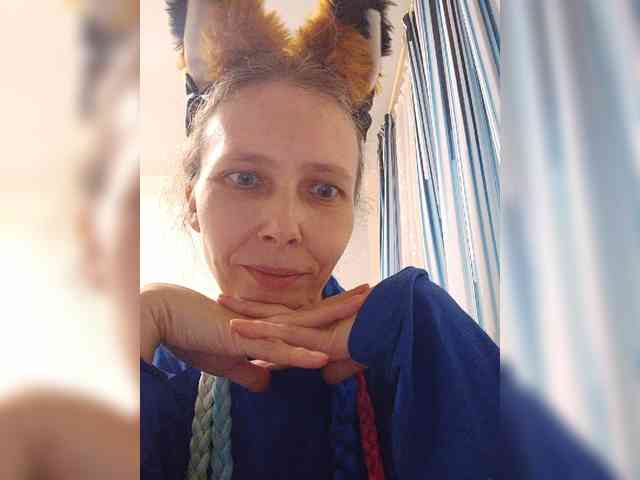 -Queen-Margo- webcam