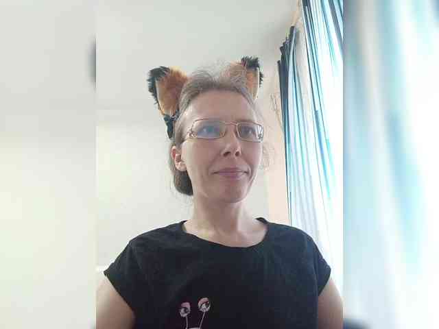 -Queen-Margo- webcam