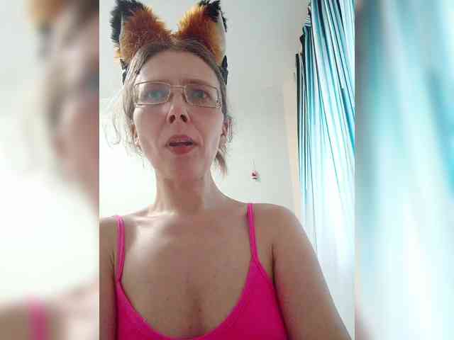 -Queen-Margo- webcam