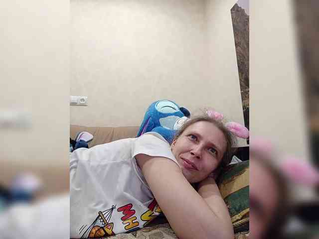 -Queen-Margo- webcam